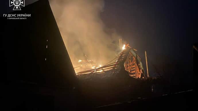 Чотири пожежі уночі спричинили ворожі обстріли Куп'янська