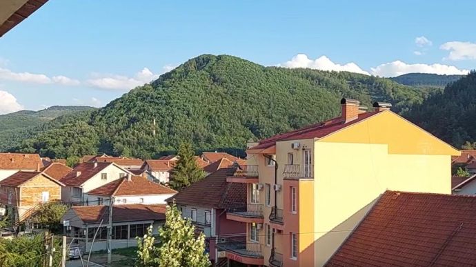 Обострение в Косово: сербы строят баррикады и готовятся к конфликту