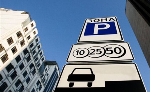 Кличко каже, що неправильно паркуватися у Києві скоро буде дуже дорого 