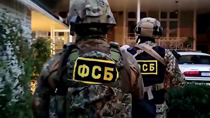Росія заборонила співробітникам ФСБ і розвідникам мати дозвіл на проживання за кордоном
