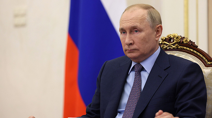 Putin suddenly declares that Russians' main task is to ensure preservation of Russia