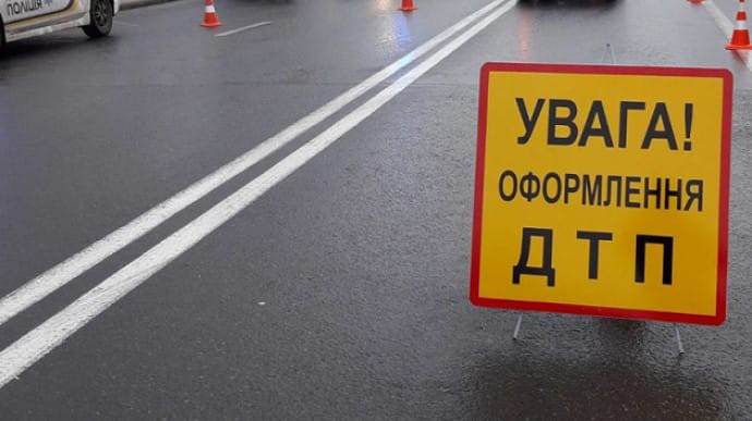 На Житомирщині вантажівка в'їхала у маршрутку з пасажирами, 4 загиблих