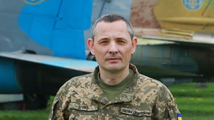 Українські льотчики відточують навички на тренажерах F-16 – Ігнат