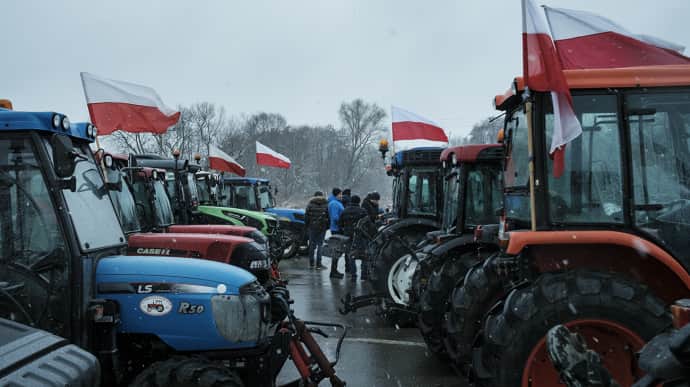 Польські фермери перекрили два пункти пропуску та знову заблокували Шегині – ДПСУ