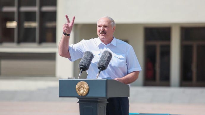 Лукашенко пригрозив ЄС і Україні за розпалювання заворушень