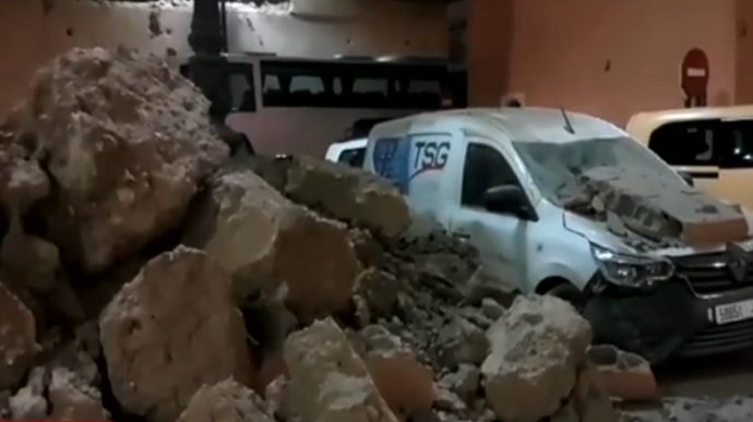 Мощное землетрясение в Марокко: около 300 погибших