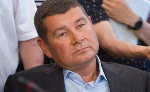 САП просит суд о заочном процессе над Онищенком