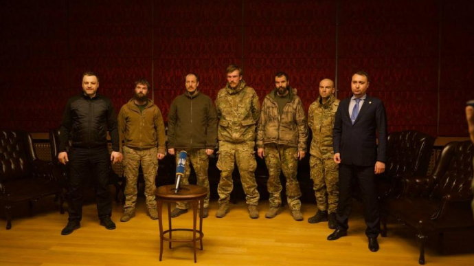 Wife of Azov Commander Redis told how regiment's commanders live in Türkiye