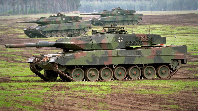 Чехія хоче викупити у Швейцарії Leopard 2