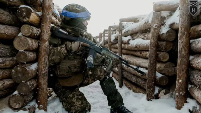 Ukrainian forces kill over 700 Russian soldiers and destroy dozens of pieces of Russian equipment in 24 hours