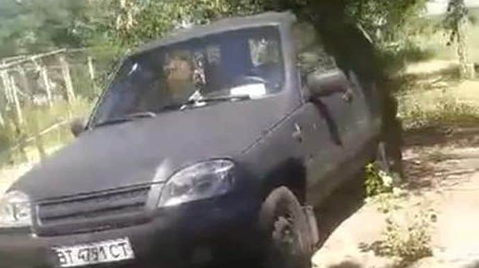 Псевдовибори: партизани підірвали авто окупантів у Новій Каховці, у Криму зламали ТБ