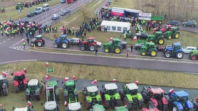 Новая блокада: к акции польских перевозчиков в Дорогуске присоединятся фермеры