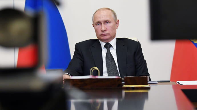 Путін каже, що не хоче гонки, але ядерну зброю РФ розвиватиме