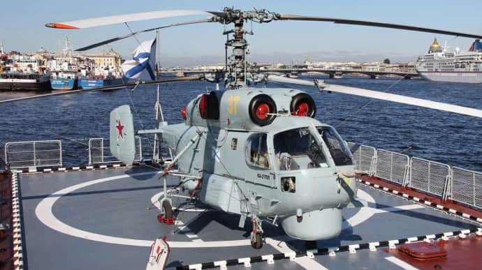 Сергея Котова с вертолетом на борту уничтожило пять морских дронов - перехват ГУР