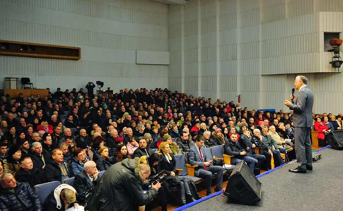 У Житомирі на зустріч Гриценка з виборцями прийшли провокатори-гастролери 
