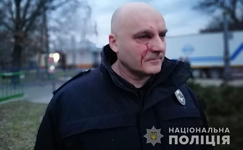 Прорыв к Порошенко в Черкассах: пострадали 15 полицейских