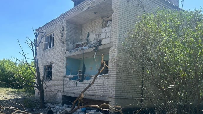 Three people killed, two more injured in Russian strikes on Donetsk Oblast