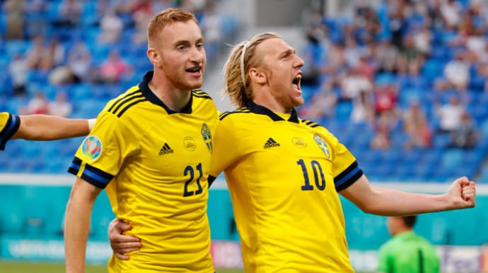 Евро-2020: Украина выходит в 1/8 финала, помогла Швеция