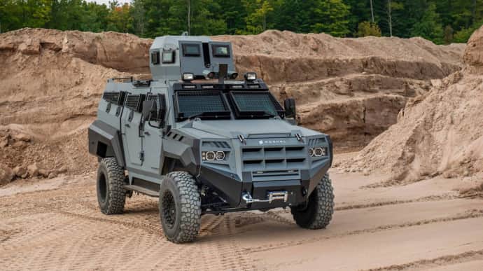 Canadian armoured vehicle manufacturer Roshel to start production in Ukraine