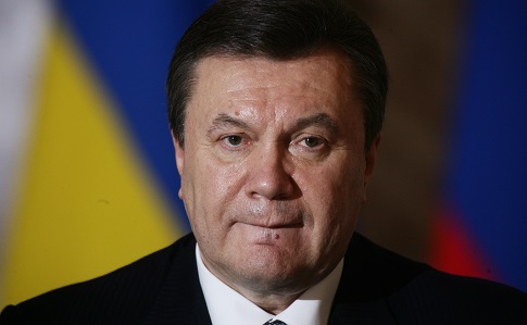 Защита Януковича требует допросить Матиоса в деле о госизмене