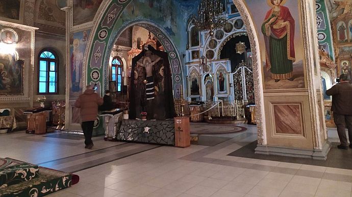 Избиение военного в Хмельницком: храм перейдет к ПЦУ, там провели молитву на украинском