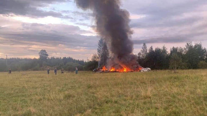 В США считают, что самолет Пригожина сбила российская ракета - Reuters