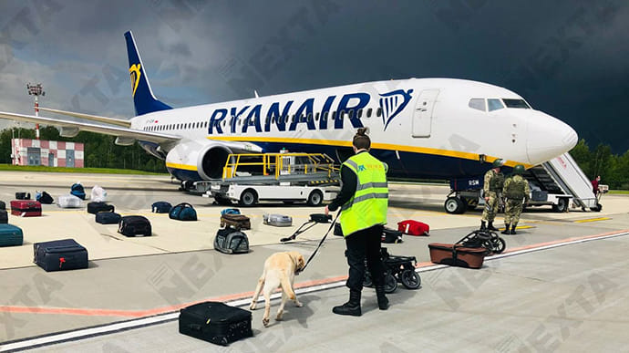 Ryanair: Об угрозе на борту сообщили диспетчеры из Беларуси