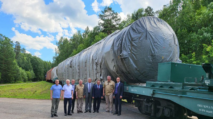Director of Roskosmos Rogozin posts picture of Sarmat nuclear missile, again says it will be serially produced