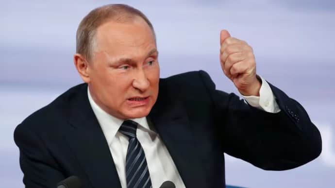 Putin claims West tried to divide Russia into five parts 