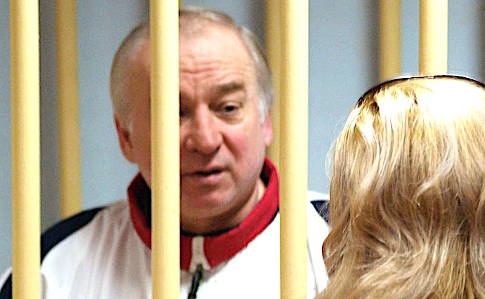 История двойного шпиона Скрипаля: вино, вербовка и месть Кремля