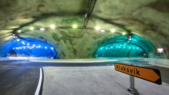 На Фарерах построили тоннель с автомобильной развязкой на дне океана