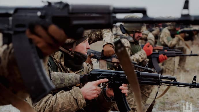 Ukrainian troops repel over 20 Russian attacks on Avdiivka front – General Staff