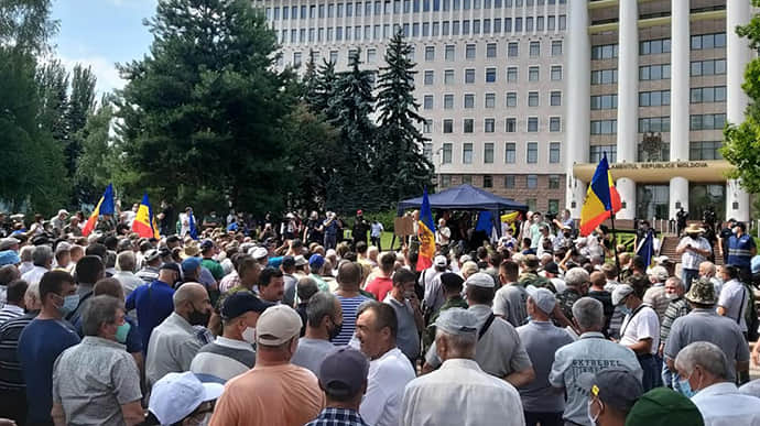 Ветераны вышли на протест в Кишиневе после задержаний демонстрантов