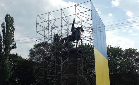 Для пам'ятника Щорсу в Києві придумали два варіанти переїзду