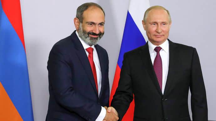 Путін обговорив з Пашиняном ситуацію в Нагірному Карабаху 