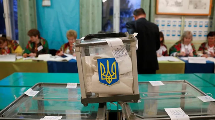 Более трети украинцев не верят, что местные выборы что-то изменят