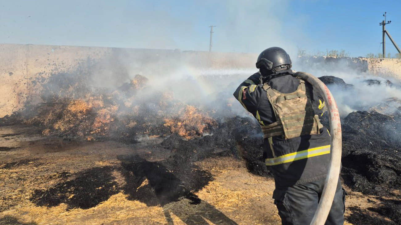 Russians hit agricultural business in Kharkiv Oblast with aerial bombs, injuring four people – photos