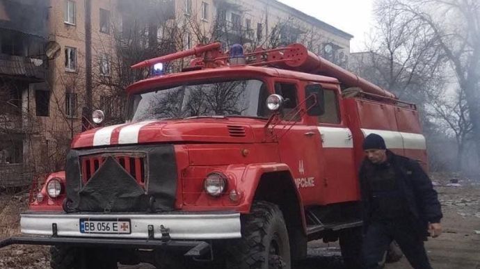2 emergency service workers delivering water to Nyzhnie disappear in Luhansk Region