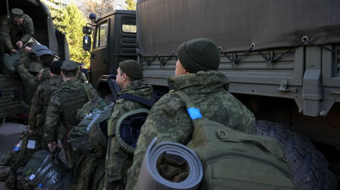 Mobilised Russian reservists arrive in Ukraine wearing civilian clothes – General Staff