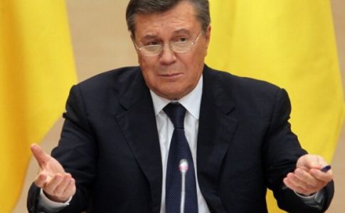 КС возьмется за жалобу Порошенко, что Янукович - не президент