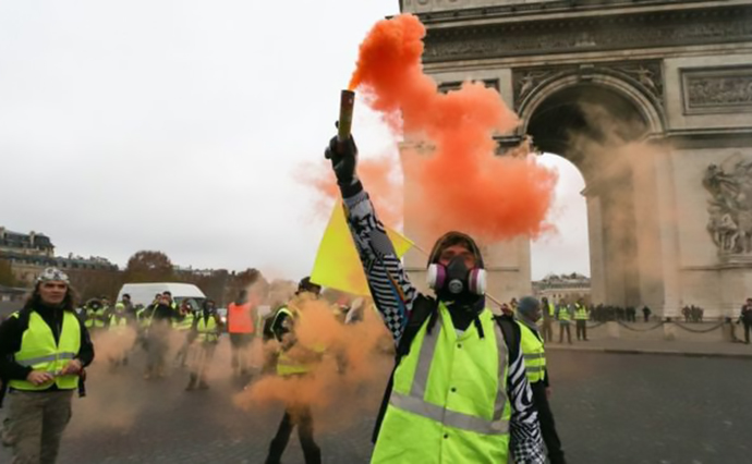 У Франції вивчають причетність РФ до руху Жовті жилети