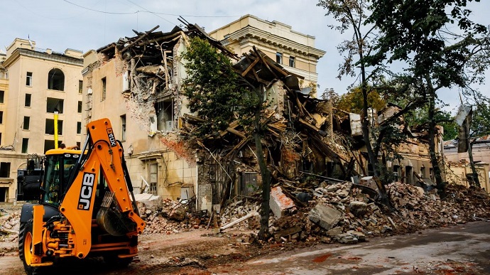 В Харькове враг попал в жилой дом, есть пострадавшие