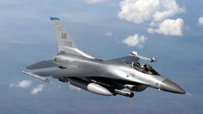 У Раді вважають, що перші F-16 можуть з'явитися в Україні наприкінці весни