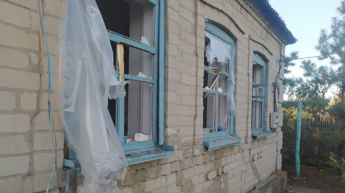 Бойовики обстріляли селище на Донеччині – пошкоджені будинки та лінії електропередач