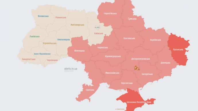 На большей части Украины звучала воздушная тревога