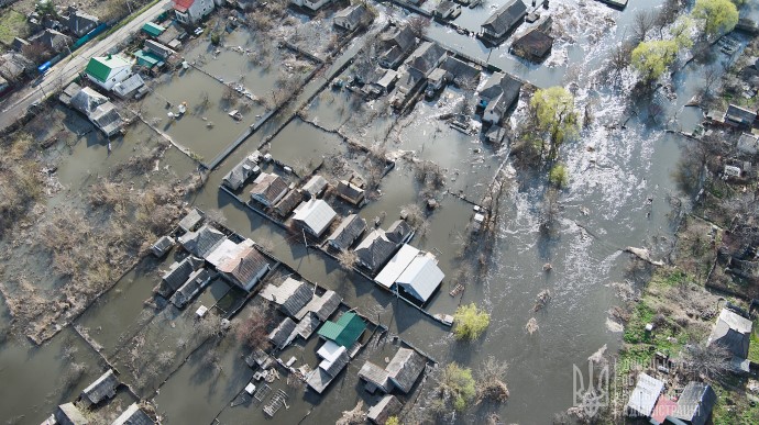 Hundreds of houses flooded in Kramatorsk due to destroyed gateway, water rising