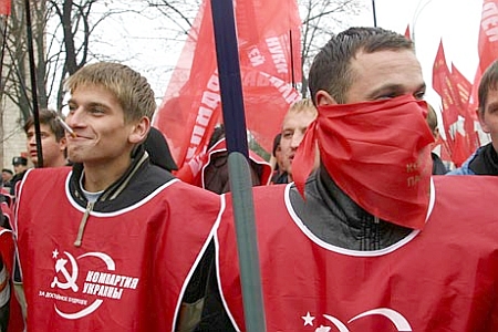 На мітинг комуністи зібрали не лише старий актив, але й молодь